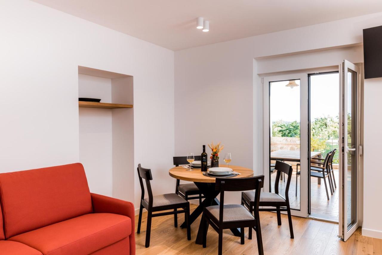 Ferienwohnung Vina Kobal, Kobal Family Estate Štanjel Exterior foto