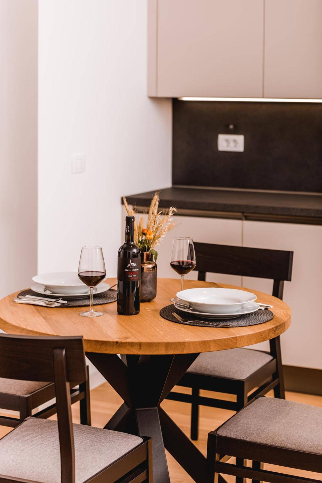 Ferienwohnung Vina Kobal, Kobal Family Estate Štanjel Exterior foto