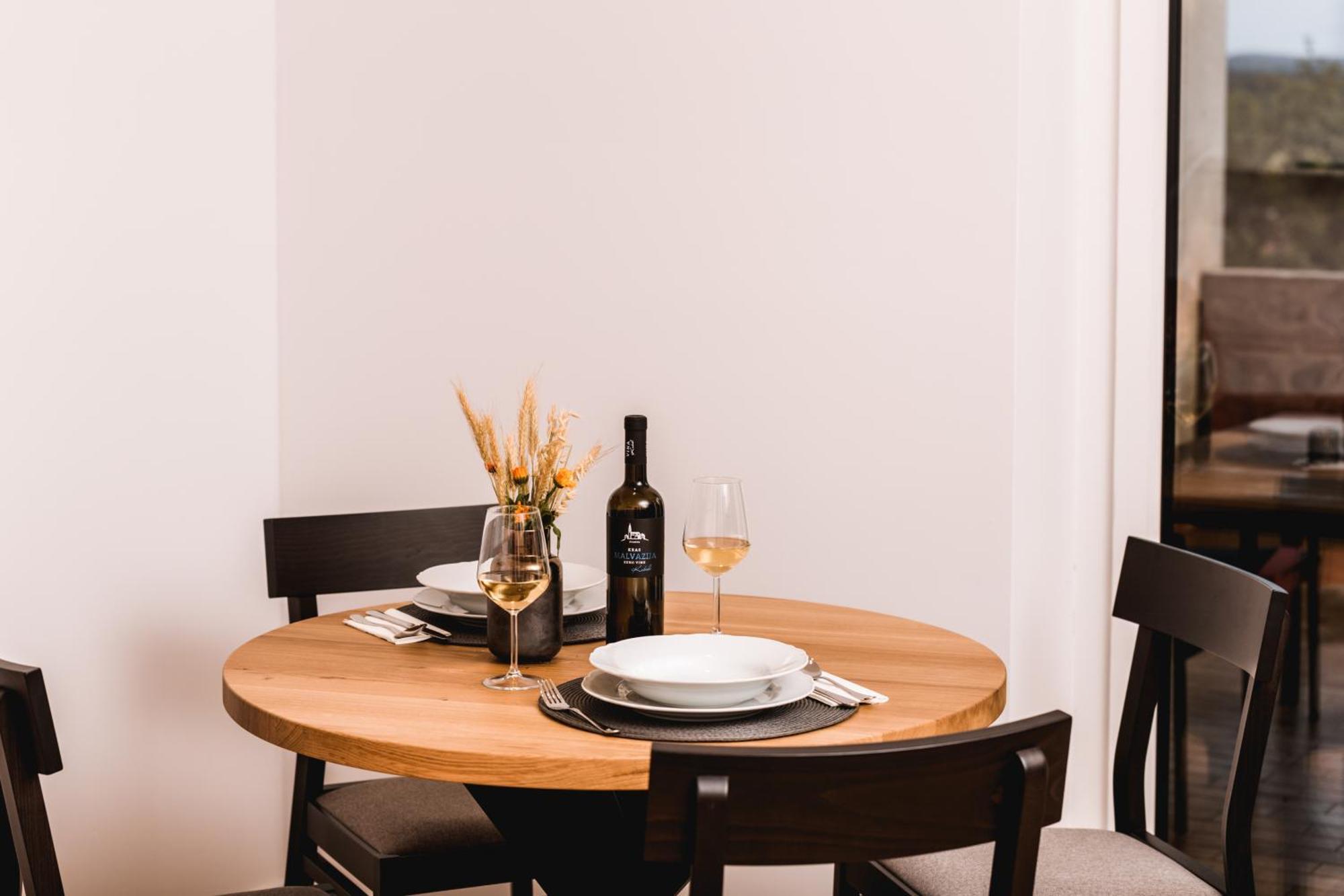Ferienwohnung Vina Kobal, Kobal Family Estate Štanjel Exterior foto